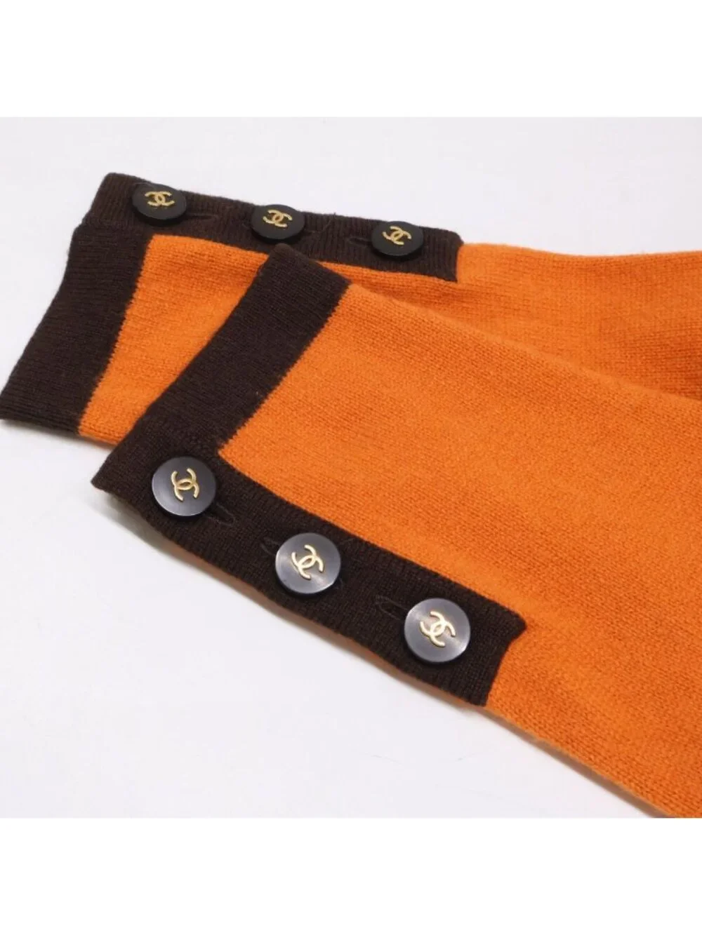 Chanel Cashmere 100 CC Logo Button Cardigan 38